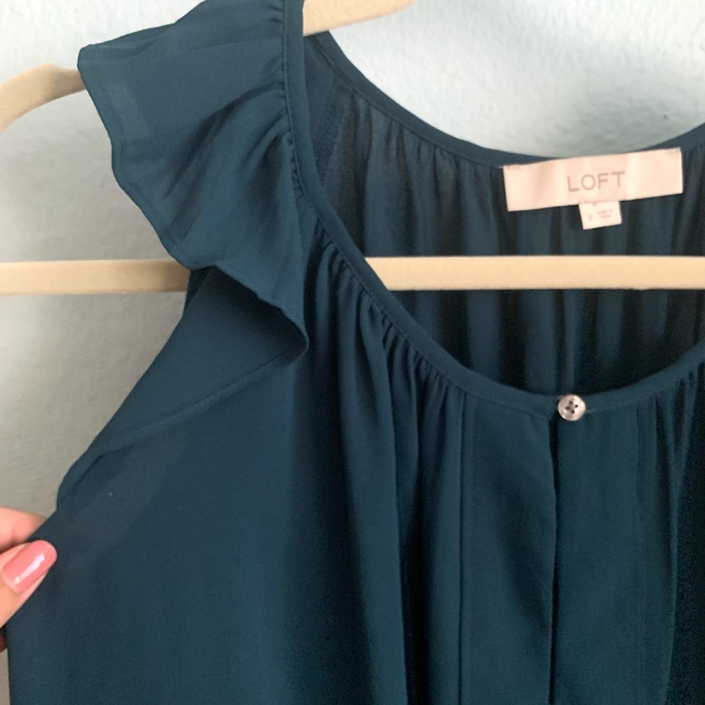 Loft Ruffled tank top - Picture 4 of 6